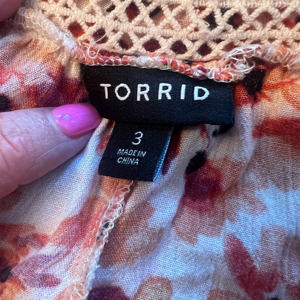 4/$10 Torrid Orange and White Smocked Tank Top - Picture 5 of 6